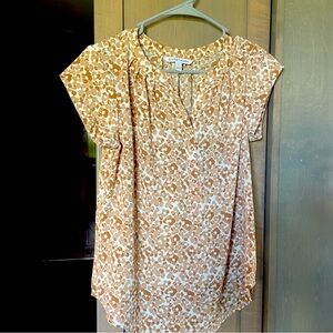 41 Hawthorne Blouse, Small, tan and white floral